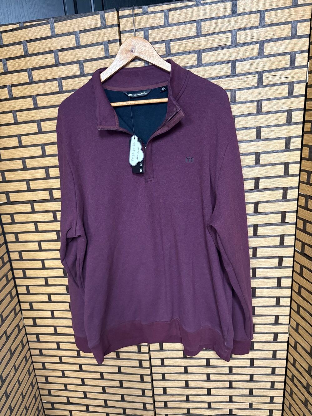 Travis Mathew Burgundy Pullover Size XXL